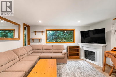 9480 EMERALD Drive | Whistler British Columbia | Slide Image Thirty-three