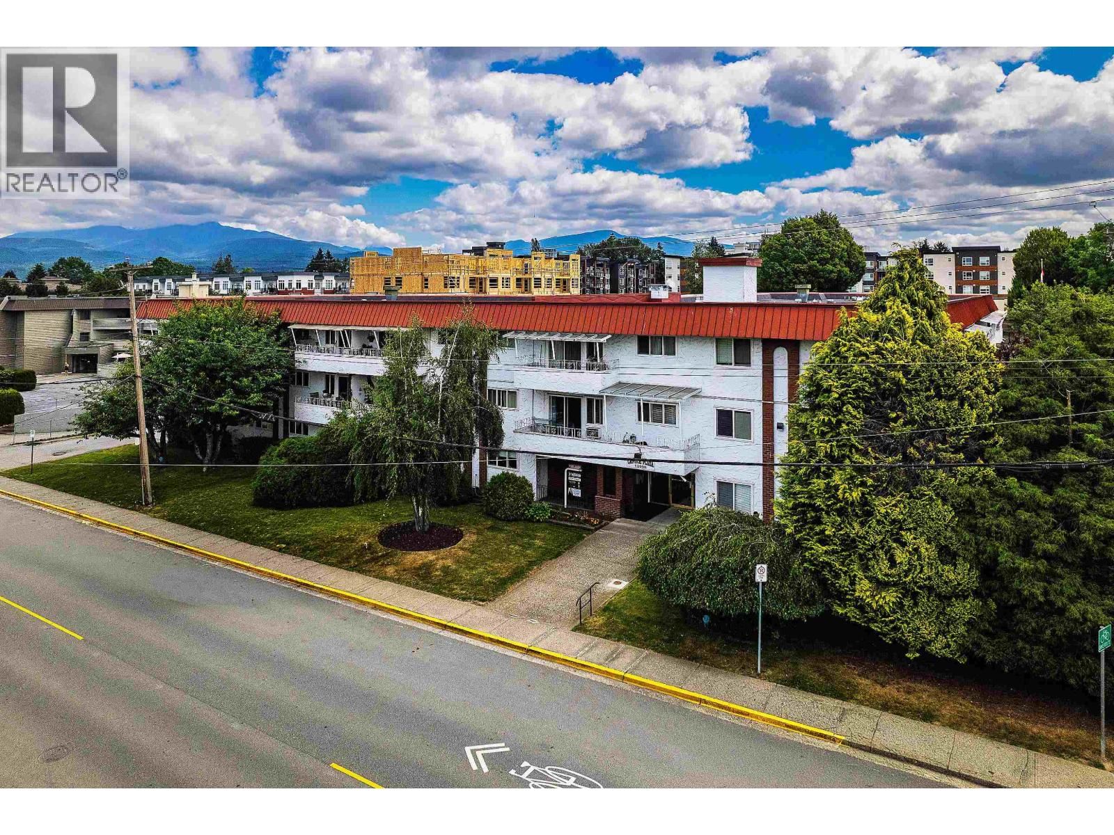 12096 222 Street, Maple Ridge, British Columbia V2X 5W1