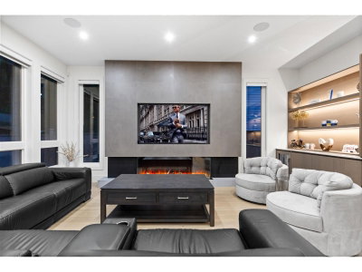 14295 73A Avenue | Surrey British Columbia | Slide Image Eight