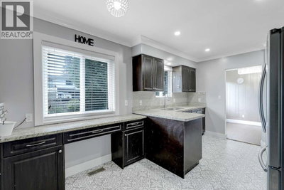 11331 SEAFIELD Crescent | Richmond British Columbia | Slide Image Thirteen