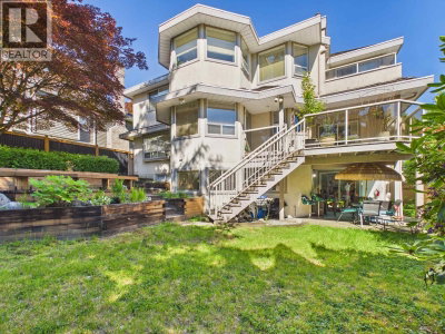 35 WILDWOOD Drive | Port Moody British Columbia | Slide Image Thirty-five