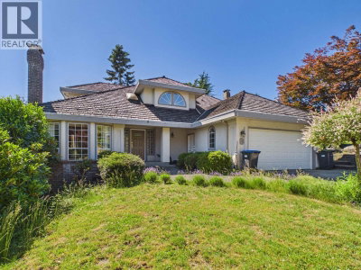 35 WILDWOOD Drive | Port Moody British Columbia | Slide Image Thirty-eight