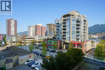 125 14TH Street | Vancouver British Columbia | Slide Image Eleven