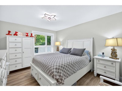 20245 53 Avenue | Langley British Columbia | Slide Image Nine