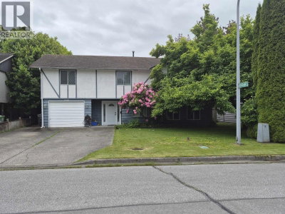 8280 ROSEBANK Crescent | Richmond British Columbia | Slide Image One