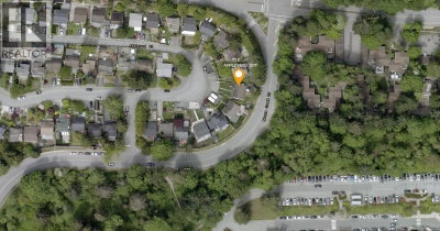 713 APPLEYARD Court | Port Moody British Columbia | Slide Image Thirty-nine