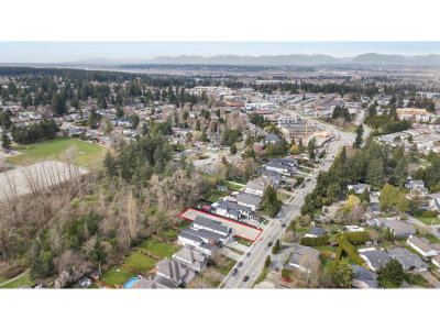 2083 156 Street | Surrey British Columbia | Slide Image Seventeen