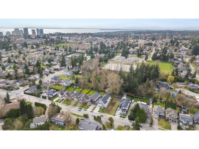 2083 156 Street | Surrey British Columbia | Slide Image Nine