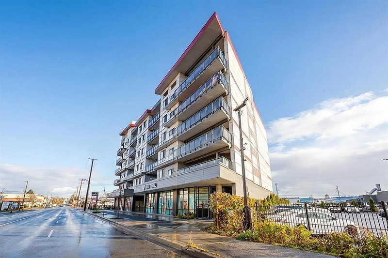 20061 FRASER Highway Langley British Columbia, V3A 0R4 - 1 Bedroom Condo For Sale