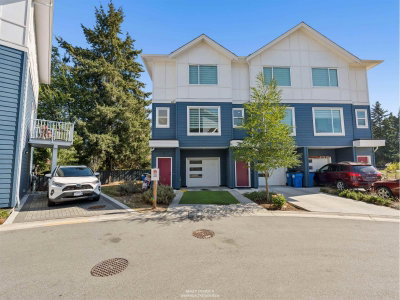 19330 FAIRWAY Drive | Surrey British Columbia | Slide Image Twenty-eight