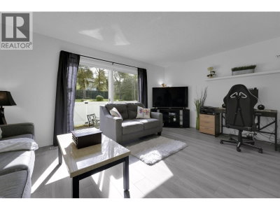 315 SCHOOLHOUSE Street | Coquitlam British Columbia | Slide Image Eleven
