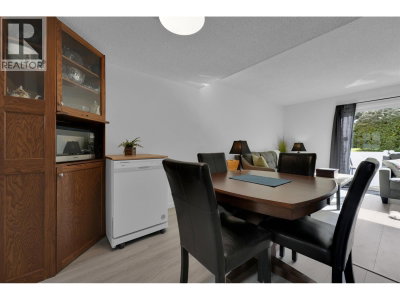 315 SCHOOLHOUSE Street | Coquitlam British Columbia | Slide Image Thirteen