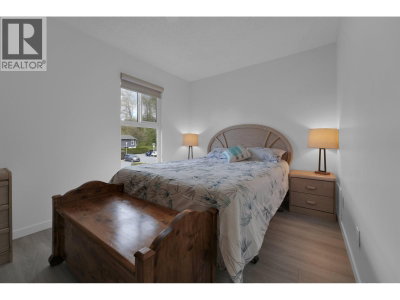 315 SCHOOLHOUSE Street | Coquitlam British Columbia | Slide Image Seventeen