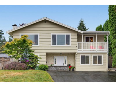 19978 50A Avenue | Langley British Columbia | Slide Image One