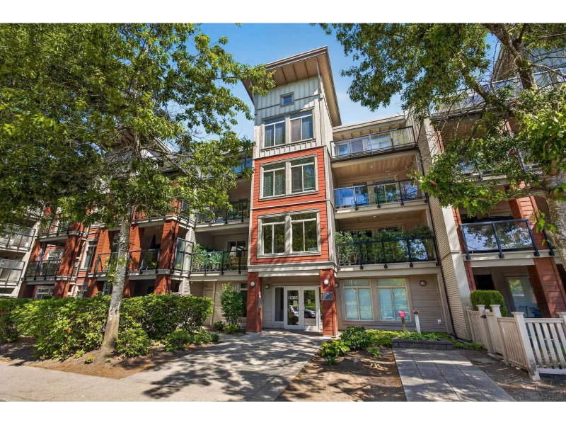 15385 101A Avenue Surrey British Columbia, V3R 0B4 - 2 Bedrooms Condo For Sale