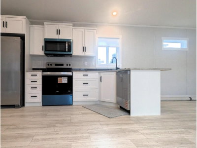 8220 KING GEORGE Boulevard | Surrey British Columbia | Slide Image Nine