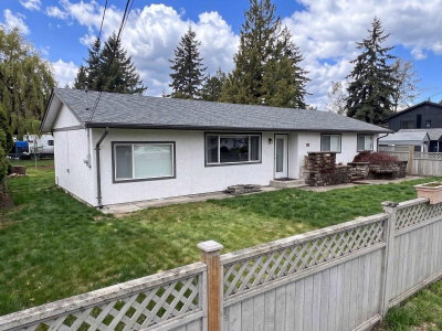 2561 ROSS Road | Abbotsford British Columbia | Slide Image Three