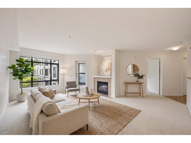 8880 202 Street Langley British Columbia, V1M 4E7 - 1 Bedroom Condo For Sale