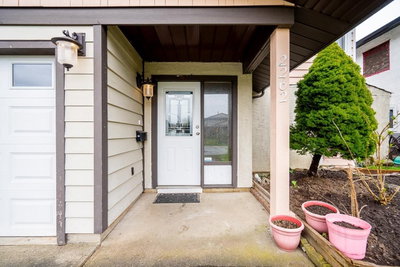 2262 WILLOUGHBY Way | Langley British Columbia | Slide Image Thirty-six
