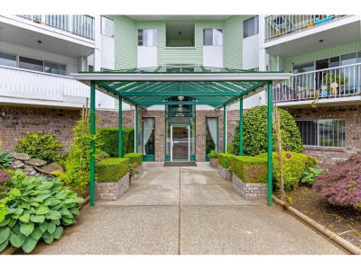 31850 UNION Avenue | Abbotsford British Columbia | Slide Image Two