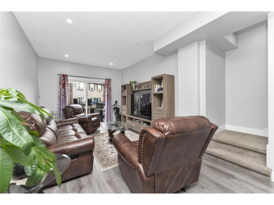 2530 JANZEN Street | Abbotsford British Columbia | Slide Image Nine