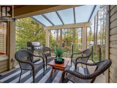 3205 ARBUTUS Drive | Whistler British Columbia | Slide Image Twelve