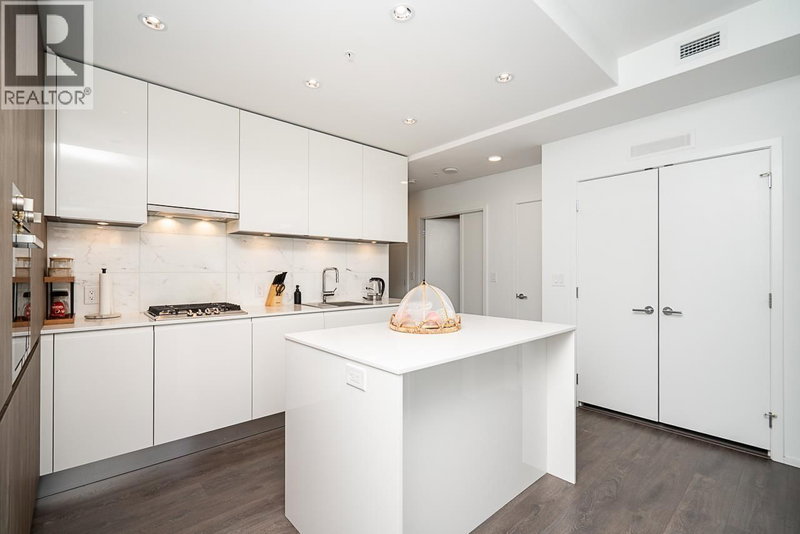 4650 BRENTWOOD Boulevard Burnaby British Columbia, V5C 0M3 - 2 Bedrooms Condo For Sale