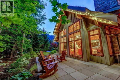 3205 ARCHIBALD Way | Whistler British Columbia | Slide Image Thirty-seven