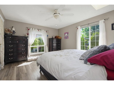 26860 24A Avenue | Langley British Columbia | Slide Image Eighteen