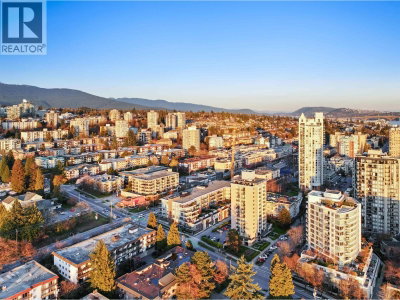 177 3RD Street | North Vancouver British Columbia | Slide Image Seventeen