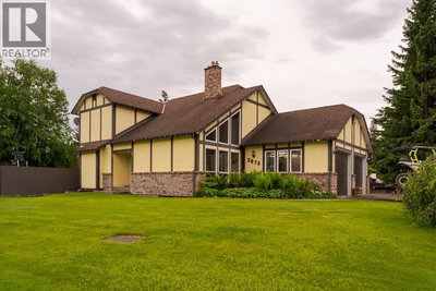 2675 RIDGEVIEW Drive | Prince George British Columbia | Slide Image One