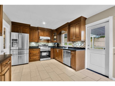 10258 SHEAVES Court | Delta British Columbia | Slide Image Nineteen