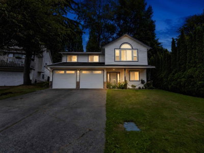 10258 SHEAVES Court | Delta British Columbia | Slide Image Three