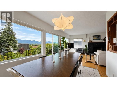 3578 15TH Avenue | Vancouver British Columbia | Slide Image Twelve