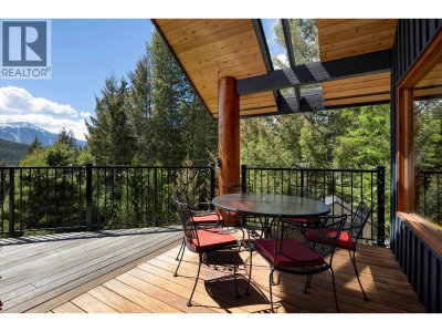 9503 EMERALD Drive | Whistler British Columbia | Slide Image Eleven