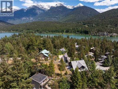 9503 EMERALD Drive | Whistler British Columbia | Slide Image Thirty-six