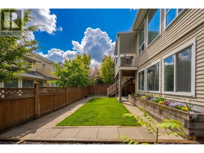 10499 MCEACHERN Street | Maple Ridge British Columbia | Slide Image Thirty-eight