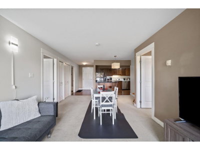 32725 GEORGE FERGUSON Way | Abbotsford British Columbia | Slide Image Four