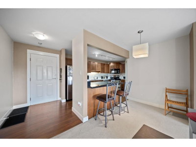 32725 GEORGE FERGUSON Way | Abbotsford British Columbia | Slide Image Eight