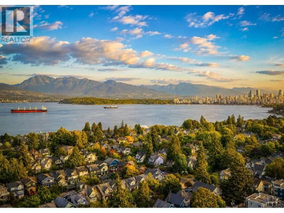 3638 3RD Avenue | Vancouver British Columbia | Slide Image Five