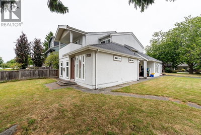 7920 FROBISHER Drive | Richmond British Columbia | Slide Image Four