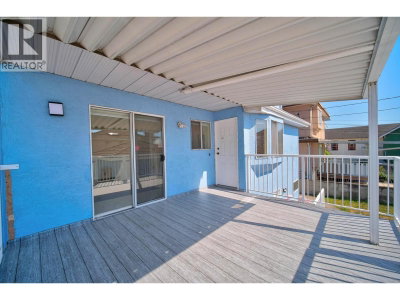 7275 VICTORIA Drive | Vancouver British Columbia | Slide Image Thirteen