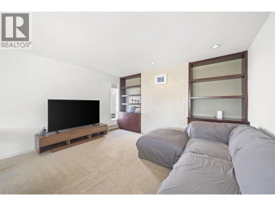 6800 GRANT Place | Burnaby British Columbia | Slide Image Thirteen