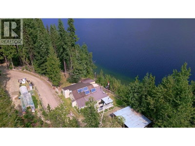 4960 COPPERHEAD Road | Likely British Columbia | Slide Image Four