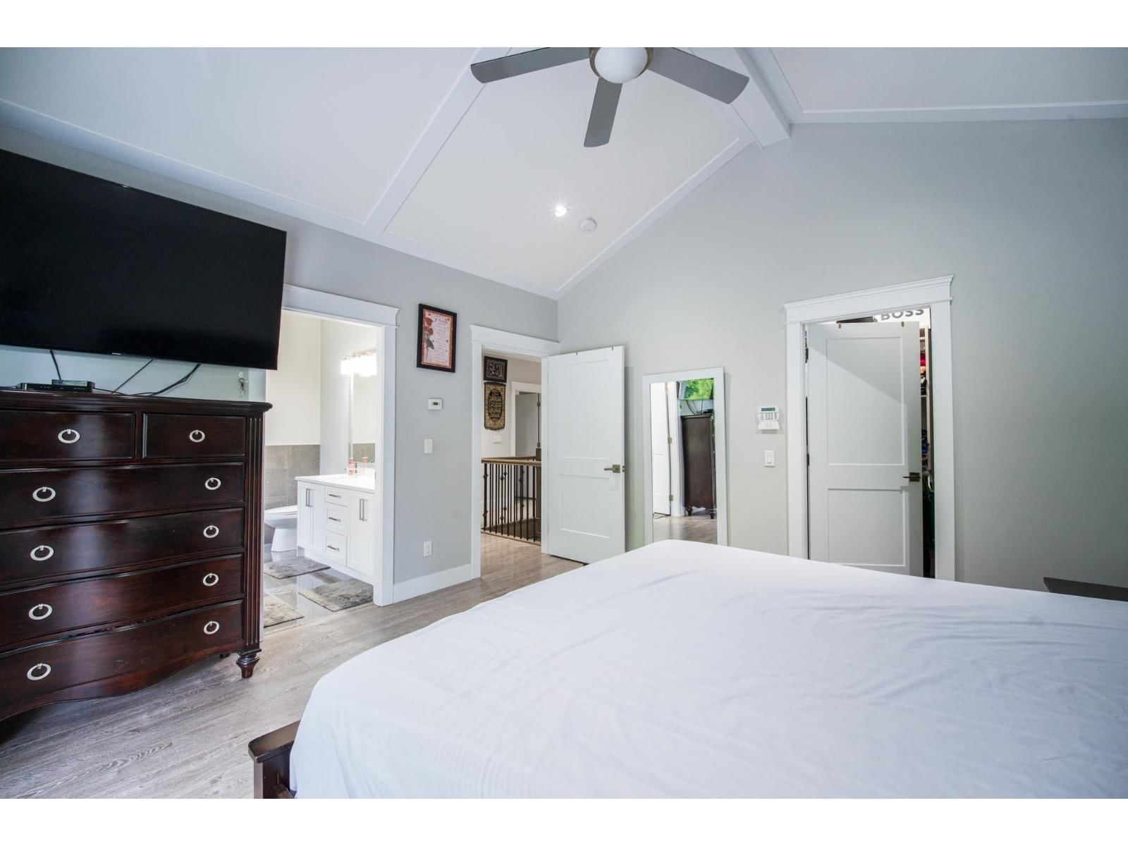 6176 140 STREET Image 14