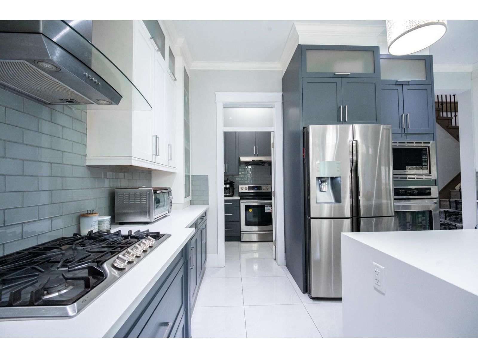 6176 140 STREET Image 33