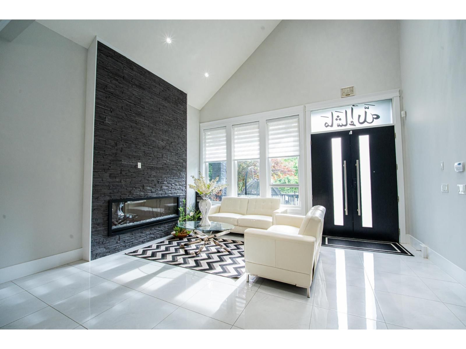 6176 140 STREET Image 4