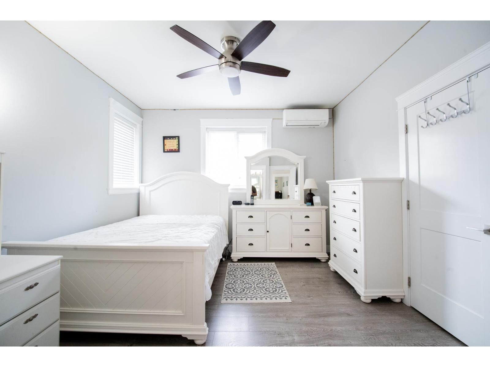 6176 140 STREET Image 39
