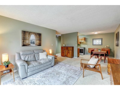 1473 BLACKWOOD Street | White Rock British Columbia | Slide Image Four