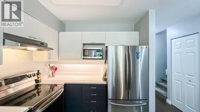 2393 WELCHER Avenue | Port Coquitlam British Columbia | Slide Image Thirteen